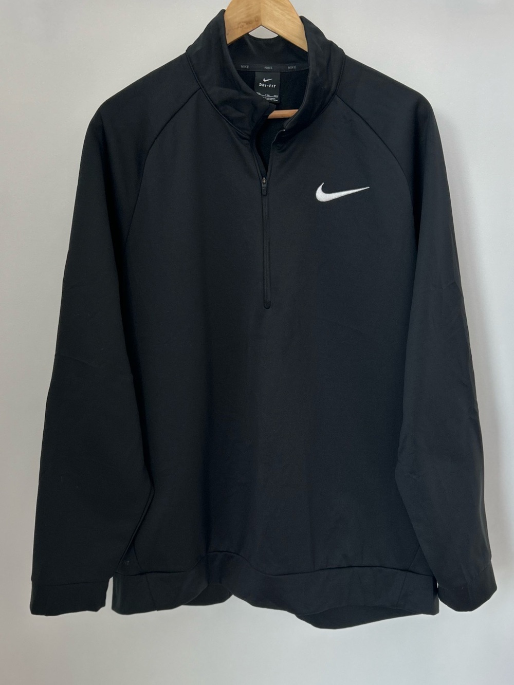 Nike Dri-FIT 1/4 Zip Pullover Black 2XL Men’s Athletic White Embroidered Swoosh